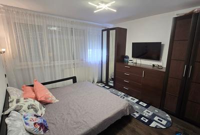 Berceni/Giurgiului/Ap Două camere decomandat, Centrala termica,renovat,totul nou - 11