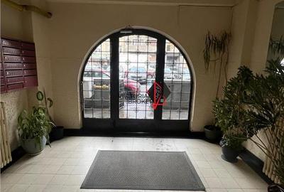 Garsoniera Ultracentrala Universitate Maria Rosetti locuinta sau SALON - 1