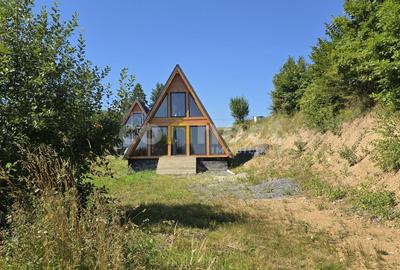 Casă individuală cu 4 camere în Muntele Rece