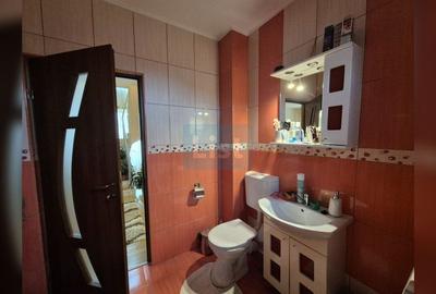 Casa la cheie cu garaj, D+P+E, 200 mpu, 1 400 mpt, central Dezmir - 24