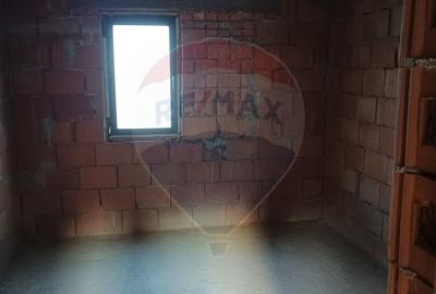 Casă / Vilă cu 9 camere de vânzare - 8
