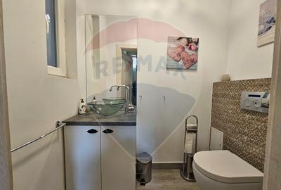 Inchiriez apartament superb cu 4 camere, 120mp, în zona Ultracentrala - 23