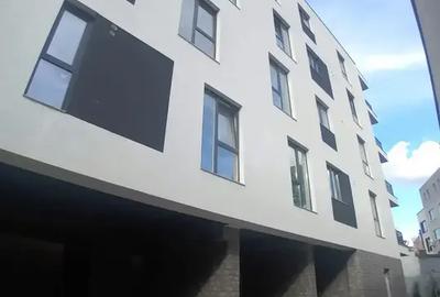 Apartament cu 2 camere decomandat în Eminescu