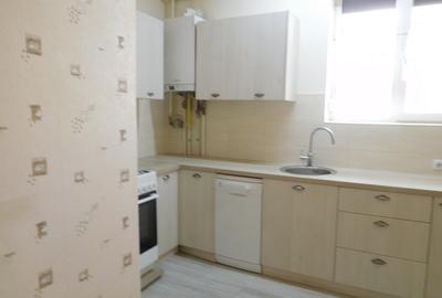 Chirie apartament in casa - 2