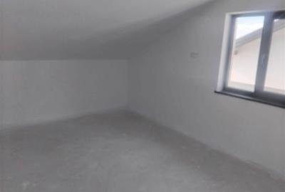 Apartament de vanzare - La Stejari - 14