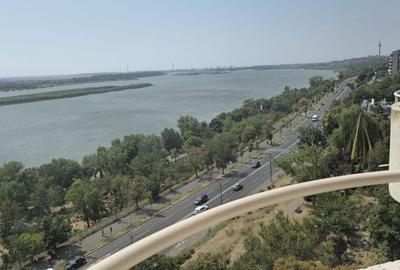 Exclusivitate - Apartament 3 camere, 92 mp - Faleza Dunarii - 2