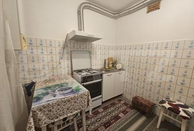 Apartament 3 camere, 70 mp, zona Nicolina - 4