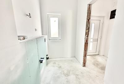 Duplex 4 camere | despartit prin casa scarii | intimitate reala | Mosnita - 16