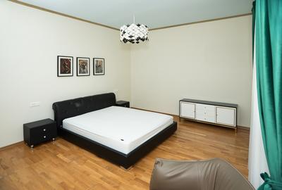 Apartament  central   STAR  renovat complect  de 74 m - 13