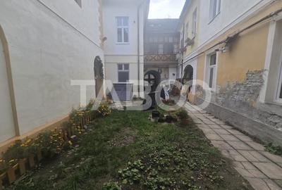 Apartament de vanzare 3 camere 2 bai Centrul Istoric Sibiu Comision 0 - 13