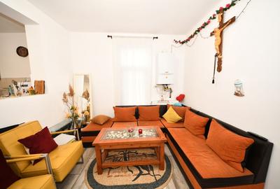 De vanzare casa cu 3 apartamente + anexa 75 mp, Comision 0% - 9
