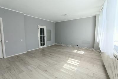 Birou, 70 mp în Ultracentral