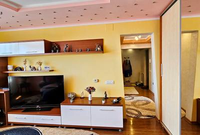 Apartament 2 camere modernizat,mansarda,etaj 10, zona Carpati-Darmanesti - 5