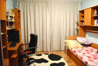 Apartament cu 2 camere semidecomandat în Florești
