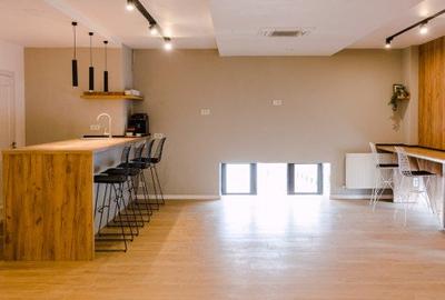 Spațiu comercial, de 188.44 mp, în P-ța Victoriei