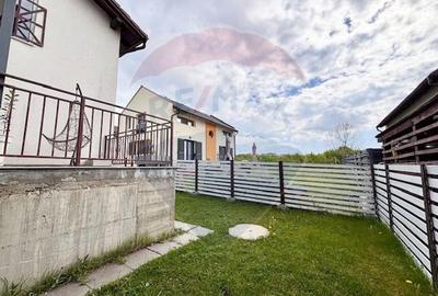 Casa moderna de vanzare in Bavaria Park cu priveliste la muntii Fagars - 13