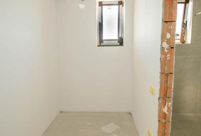 Vila alipita, impecabil executata, teren 350mp, preechipare AC - 35