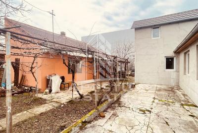 Casa “la gri” cu gradina, zona Calea Aurel Vlaicu - Bujac - 2