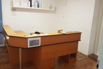 Birou, 82 mp în Central