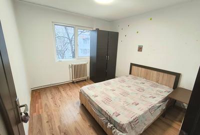 Apartament 2 camere, Zona Primaverii , etaj 4, semidecomandat - 3