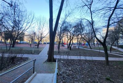 VEDERE PARC I.O.R / 2 CAMERE DECOMANDAT / ETAJ 3 / METROU APROAPE - 1