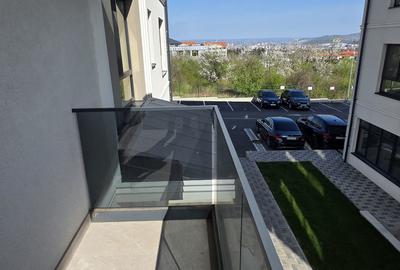 83000Euro - 1CD - 41 mp cu un loc de parcare inclus  in Complex SIVCO CONFORT - 1