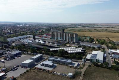Teren intravilan 5,7 ha cu panouri fotovoltaice in Oradea, Romania - 5