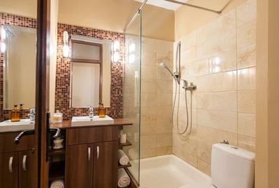 OCAZIE: 4 camere, 2 băi, 3 balcoane, decomandat, etaj intermediar - 7