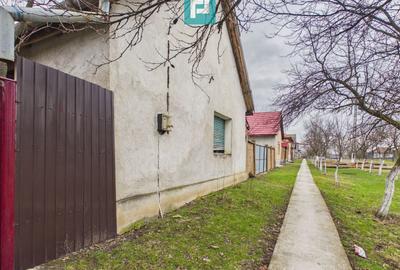 Casă modestă cu 3 camere de renovat în Mișca - 2