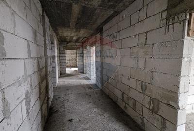 Casă / Vilă cu 12 camere, teren intravilan de 2869mp în Siminicea, SV - 24