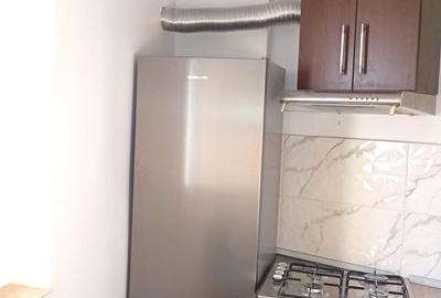 Garsoniera 28mp bloc de apartamente strada T.V.-mobilata 37.500eur neg - 2