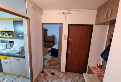 Faleza nord-apartament 2 camere decomandat cu gaze - 9