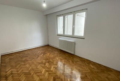 Apartament cu 3 camere Manastur , et 2/4 , zona Piata Flora - 2