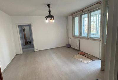 Vanzare apartament cu 3 camere  Masina de Paine - 1
