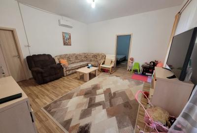 Apartament 2 Camere Zona Sinaia, Piața Mocioni