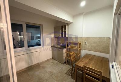 Militari - Rosu , Avangarde 2 camere, 49mp - 6