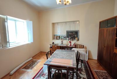 Casa zona centrala - 1