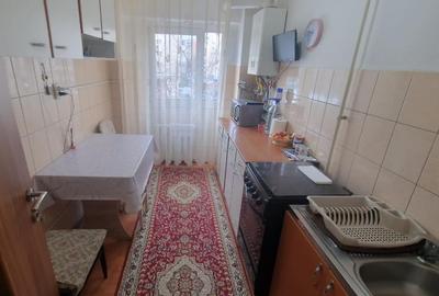 Apartament cu 2 camere decomandat în Județean