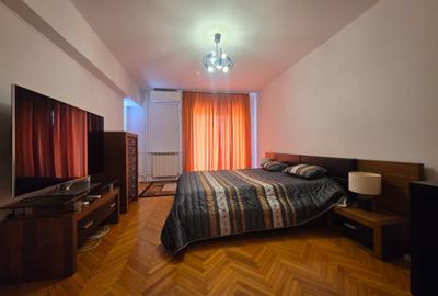 Piata Unirii / Metrou Unirii - inchiriere 2 camere decomandate ! - 1