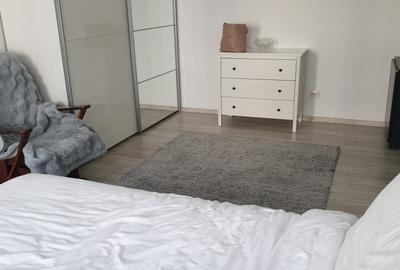 Titan - Scoala Hamburg - Garsoniera decomandata bloc mixt - 1