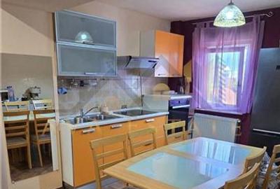 Apartament cu 2 camere semidecomandat în Aradului