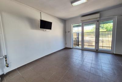 Spațiu comercial de închiriat | 30 mp | Stradal - 2