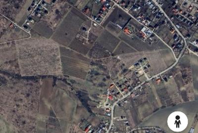 Casă bătrânească cu teren in Tomești - 2