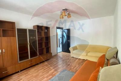 Apartament cu 2 camere de închiriat în zona Rovine - 2