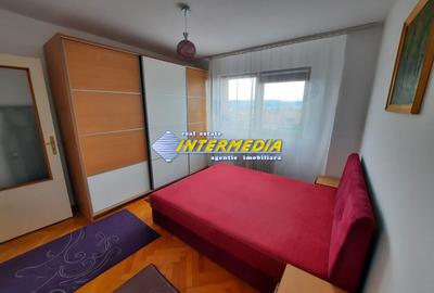 Apartament 3 camere de inchiriat in Alba Iulia zona Centru - 8