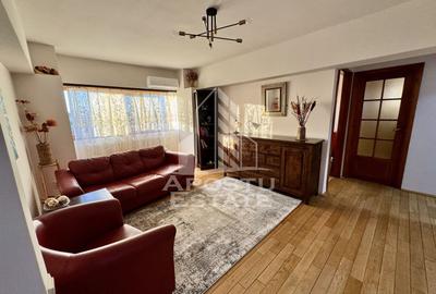 Apartament cu 3 camere decomandat în Simion Bărnuțiu