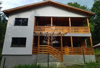 Pensiune Cabana 280mp-teren 1169 mp-foisor-200 m de Lac Colibita - 2