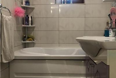 Apartament spatios cu 4 camere si 2 balcoane zona Noua - 10
