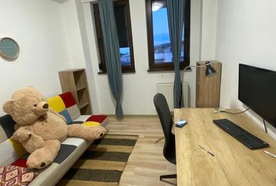 3 camere Bucurestii Noi - Teatru Masca - 6