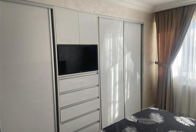 Apartament 4 camere , zona ultracentrala , suprafata de 100 mp , renovat  modern - 16